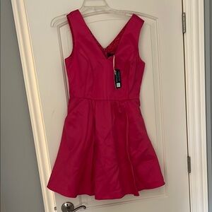 NWT Vineyard Vines Kentucky Derby  Elegant Pink Sleeveless Dress SIZE 6